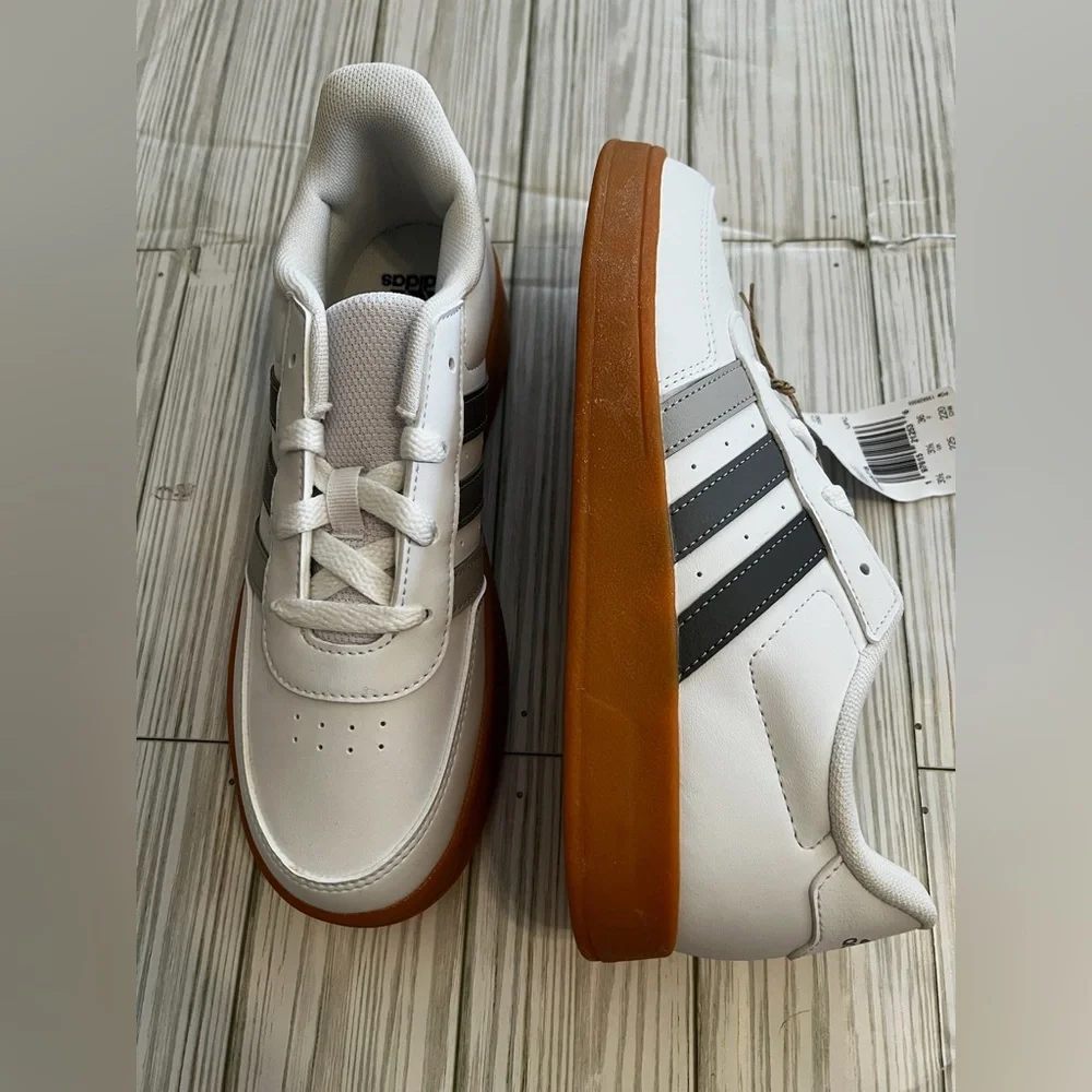 Adidas breaknet lifestyle court lace shoe sneaker White Gum‎ Sole size youth 4